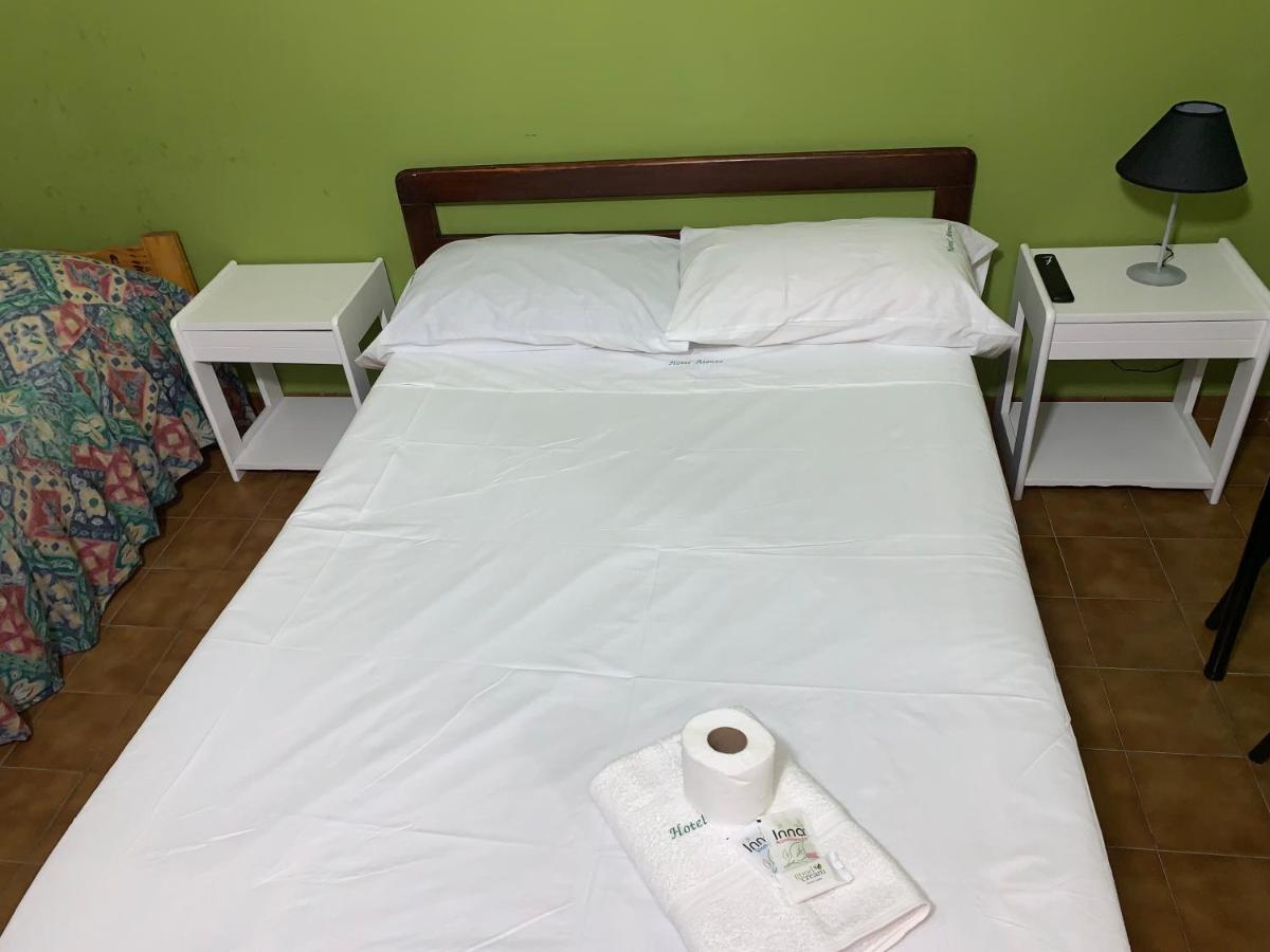 Hotel Atenas Buenos Aires Dış mekan fotoğraf