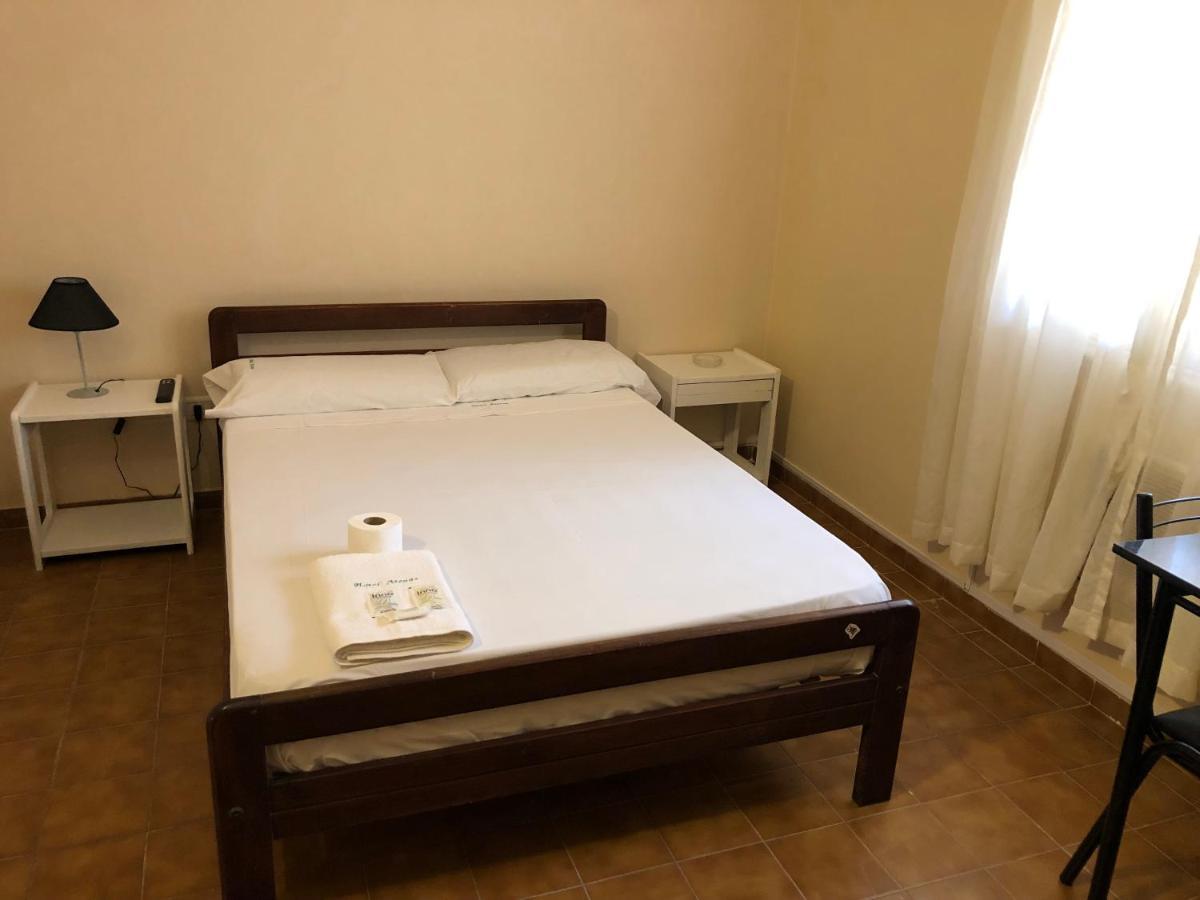 Hotel Atenas Buenos Aires Dış mekan fotoğraf